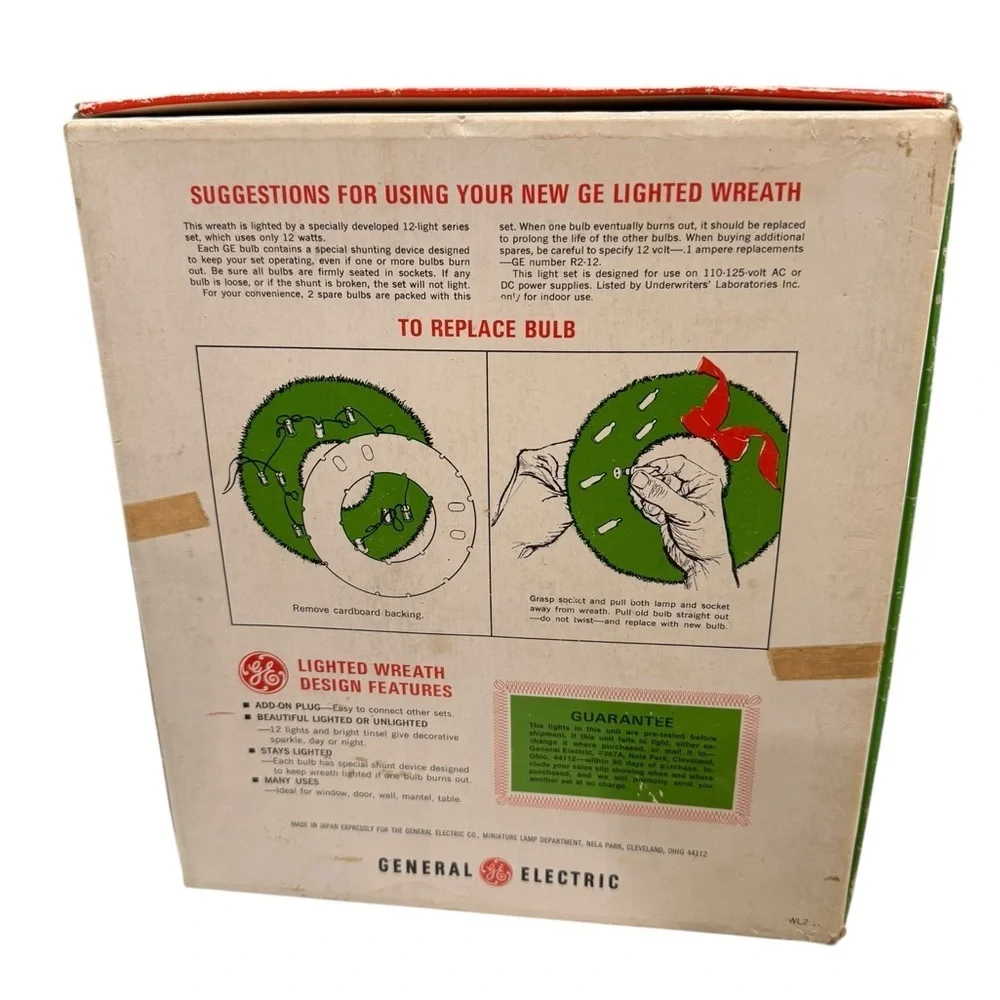 GE Festive Lighted Wreath - Green and Red 12 lights VTG As Is Original Box